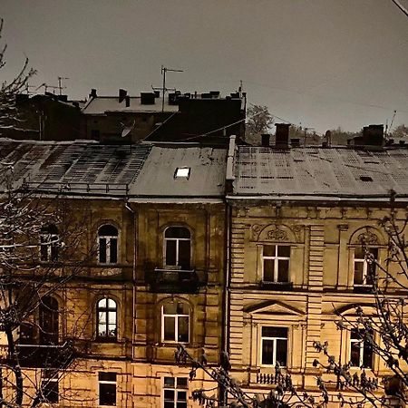 Valentine Apartment Лвив Екстериор снимка