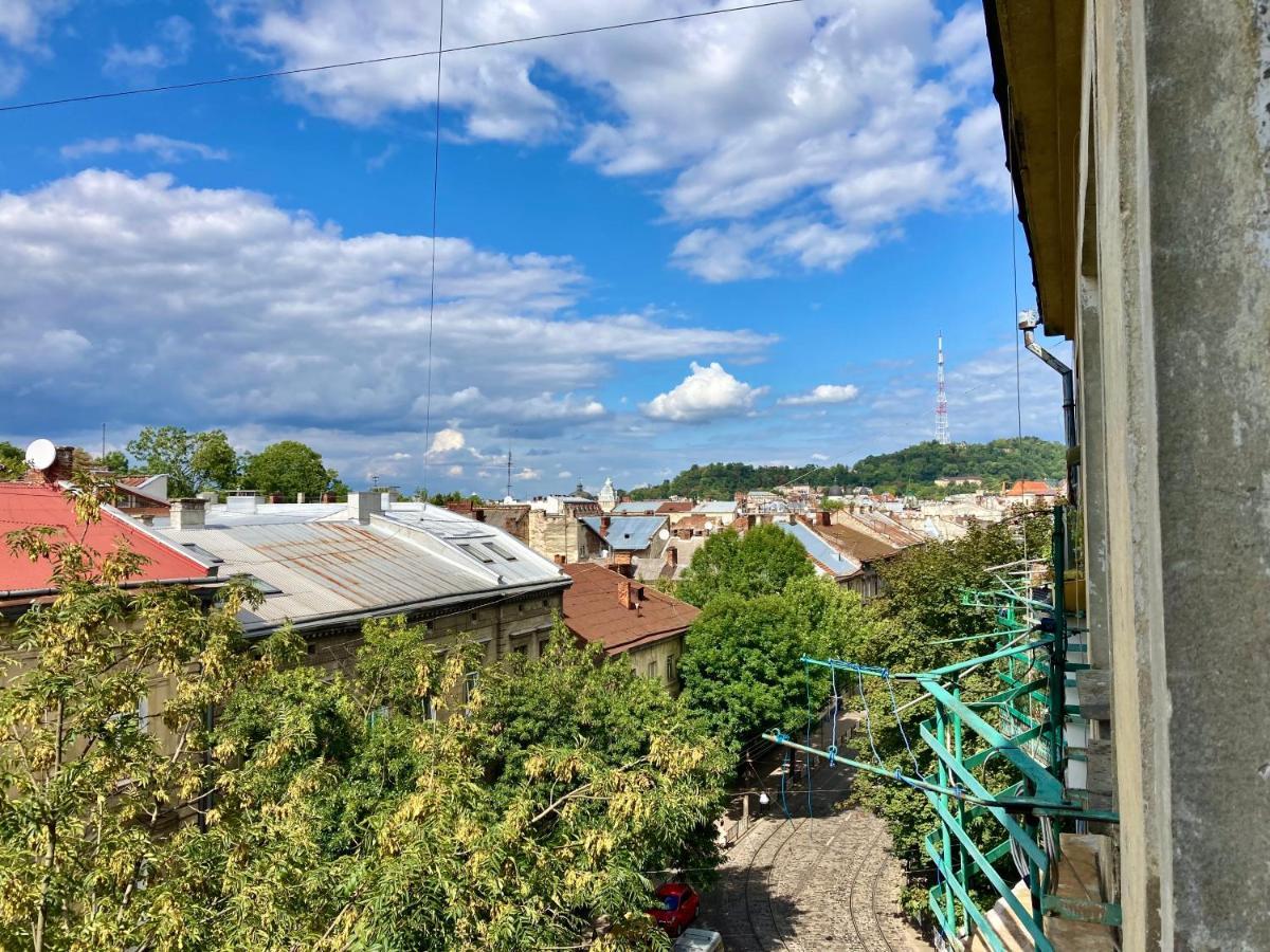 Valentine Apartment Лвив Екстериор снимка