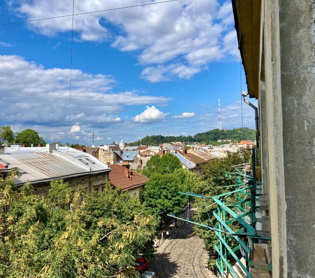 Valentine Apartment Лвив Екстериор снимка